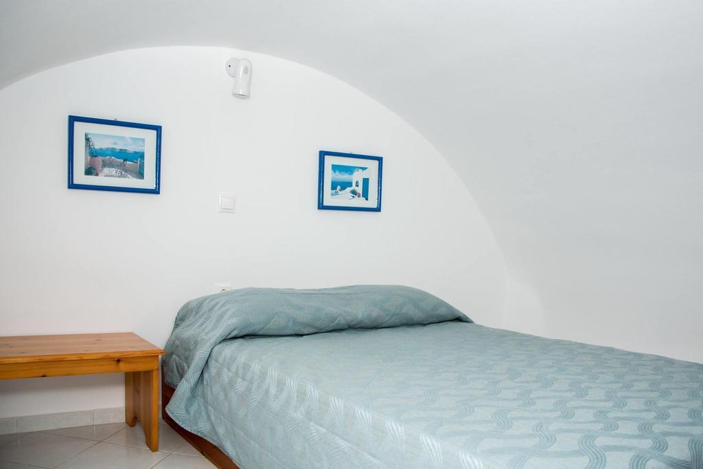Gaby Apartments Firostefani Luaran gambar